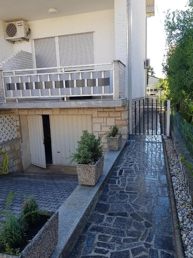 Sari Apartment Umag Croatia