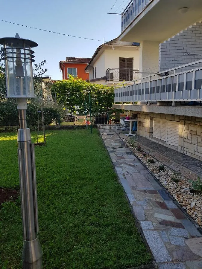 Sari Apartment Umag